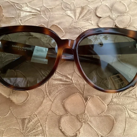 NEW 100% Authentic Saint Laurent YSL Sunglasses SL M28 005 